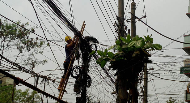 Бір топ еркектер желіде конча