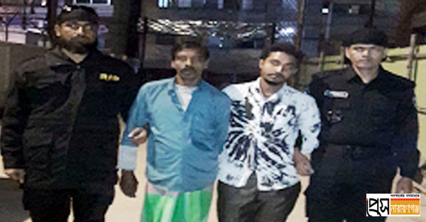 টানবাজারে ৩০ বোতল মদসহ ২ মাদক ব্যবসায়ী গ্রেপ্তার টানবাজারে ৩০ বোতল মদসহ ২ মাদক ব্যবসায়ী গ্রেপ্তার
