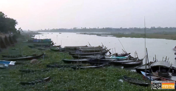 নারায়ণগঞ্জ থেকে ফিরে করোনা উপসর্গ নিয়ে পোশাক শ্রমিকের মৃত্যু নারায়ণগঞ্জ থেকে ফিরে করোনা উপসর্গ নিয়ে পোশাক শ্রমিকের মৃত্যু