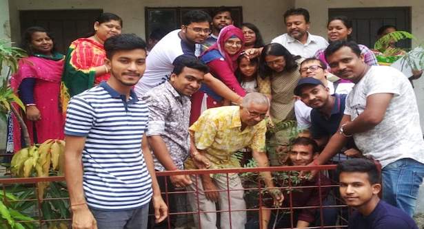 একতা খেলাঘর আসরের উদ্যোগে বৃক্ষ রোপণ একতা খেলাঘর আসরের উদ্যোগে বৃক্ষ রোপণ