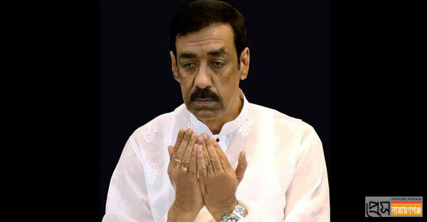 যেভাবে ৭০-৮০ রাকাত নফল নামাজ পড়েন শামীম ওসমান যেভাবে ৭০-৮০ রাকাত নফল নামাজ পড়েন শামীম ওসমান