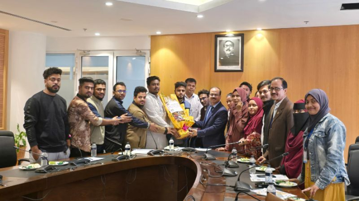 নাসিক প্রশাসকের সাথে যুব কাউন্সিলরদের সাক্ষাৎ ও মতবিনিময় নাসিক প্রশাসকের সাথে যুব কাউন্সিলরদের সাক্ষাৎ ও মতবিনিময়