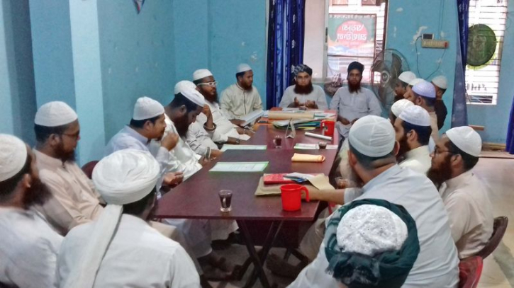 ভারত যুদ্ধ বাঁধানোর চক্রান্ত করছে: মুফতি মাসুম বিল্লাহ ভারত যুদ্ধ বাঁধানোর চক্রান্ত করছে: মুফতি মাসুম বিল্লাহ