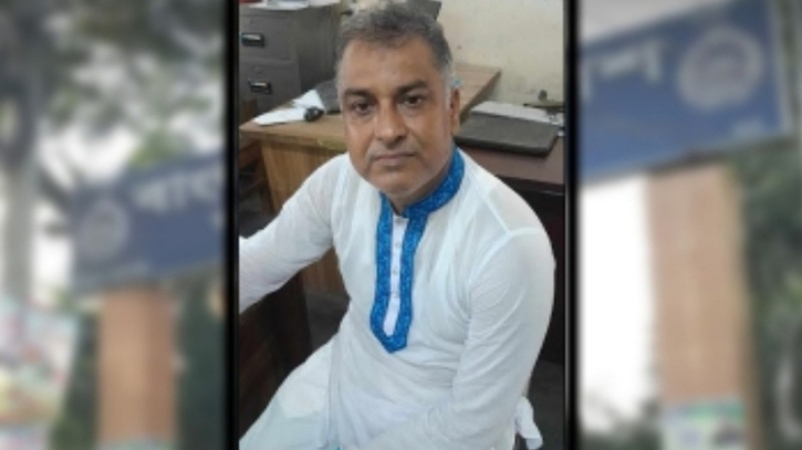 আড়াইহাজারে ধর্ষণ চেষ্টার অভিযোগে আওয়ামী লীগ নেতা গ্রেপ্তার আড়াইহাজারে ধর্ষণ চেষ্টার অভিযোগে আওয়ামী লীগ নেতা গ্রেপ্তার