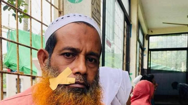প্রার্থীর এজেন্টকে মারধর, মোবাইল নিয়ে কেন্দ্রে ঢুকে ২ এজেন্ট আটক প্রার্থীর এজেন্টকে মারধর, মোবাইল নিয়ে কেন্দ্রে ঢুকে ২ এজেন্ট আটক
