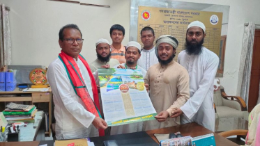 তোলারাম কলেজে ইসলামী ছাত্র আন্দোলনের বাংলা বর্ষপঞ্জি বিতরণ