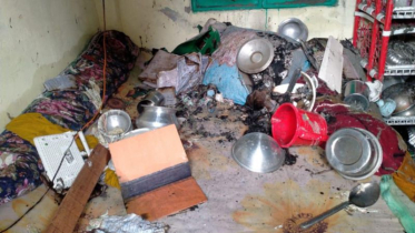 হঠাৎ বিস্ফোরণের পর আগুন, নারী-শিশুসহ দগ্ধ ৯