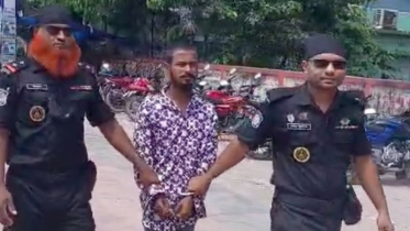 আড়াইহাজারে ট্রাকচাপায় নারীসহ ৪ জন নিহতের ঘটনায় চালক গ্রেফতার