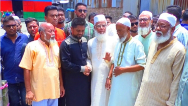 ফতুল্লায় জলাবদ্ধতা নিরসনে ব্যক্তিগত উদ্যোগ নিলেন যুবদল নেতা রনি
