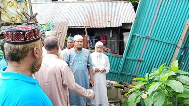 ফতুল্লায় মুক্তিযোদ্ধা পরিবারের ক্ষতিগ্রস্ত ঘর দেখতে ছুটে গেল জামায়াত