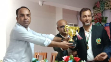 আইনজীবী সমিতির বার্ষিক ক্রীড়া প্রতিযোগিতায় দাবায় চ্যাম্পিয়ন রিফাত