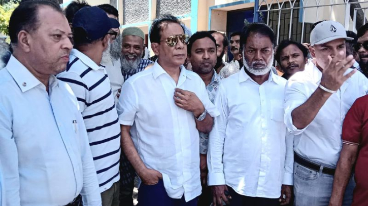 আমাদের লক্ষ্য একটি বাসযোগ্য ও সুশৃঙ্খল নারায়ণগঞ্জ গড়ে তোলা: মাসুদ আমাদের লক্ষ্য একটি বাসযোগ্য ও সুশৃঙ্খল নারায়ণগঞ্জ গড়ে তোলা: মাসুদ