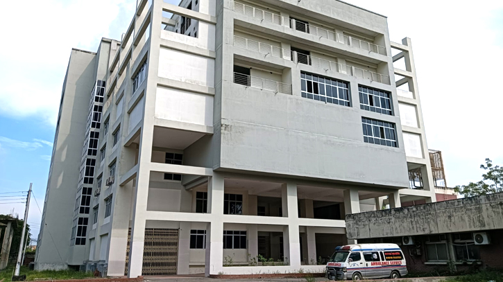 খানপুর হাসপাতালে ১৫ তলা ভবনের ৪ তলা পর্যন্ত প্রাথমিক কার্যক্রম শুরু