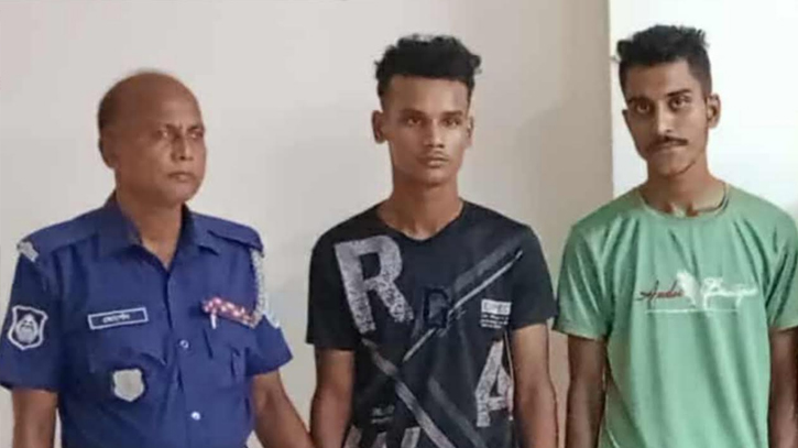 বন্দরে ইয়াবাসহ দুই মাদক ব্যবসায়ী গ্রেপ্তার বন্দরে ইয়াবাসহ দুই মাদক ব্যবসায়ী গ্রেপ্তার