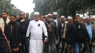 নেতাকর্মী নিয়ে খালেদা জিয়ার জানাজায় গিয়াসউদ্দিন নেতাকর্মী নিয়ে খালেদা জিয়ার জানাজায় গিয়াসউদ্দিন