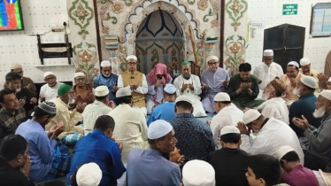 খালেদা জিয়ার সুস্থতা কামনায় মহানগর বিএনপির দোয়া