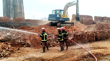 ফতুল্লায় বায়ুদূষণবিরোধী অভিযানে ৩ অবৈধ ইটভাটা বন্ধ, জরিমানা