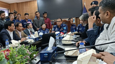 নারায়ণগঞ্জে চাঁদাবাজ-অবৈধ অস্ত্রধারীদের কোনো অবস্থান নেই: এসপি নারায়ণগঞ্জে চাঁদাবাজ-অবৈধ অস্ত্রধারীদের কোনো অবস্থান নেই: এসপি