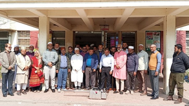 ‘জামায়াত শুধু স্বাস্থ্যসেবা নয়, ন্যায়ভিত্তিক সমাজ গঠনে কাজ করে’ ‘জামায়াত শুধু স্বাস্থ্যসেবা নয়, ন্যায়ভিত্তিক সমাজ গঠনে কাজ করে’