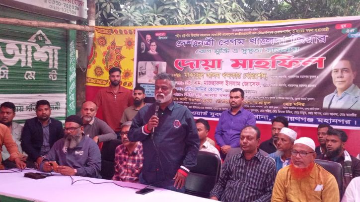 তারেক রহমান যাকে মনোনয়ন দিয়েছেন, তার পক্ষেই কাজ করব: খোরশেদ