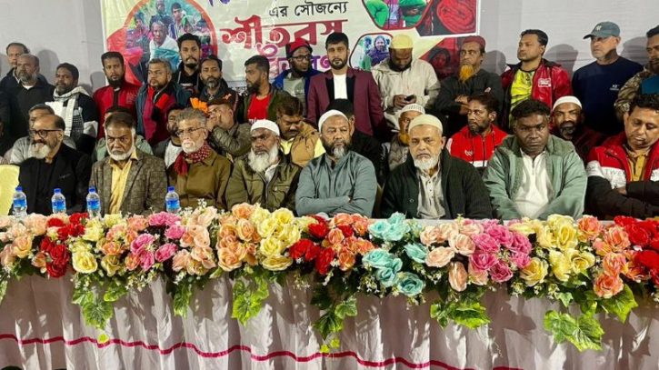 কিল্লারপুলে মডেল গ্রুপের উদ্যোগে শীতবস্ত্র বিতরণ কিল্লারপুলে মডেল গ্রুপের উদ্যোগে শীতবস্ত্র বিতরণ