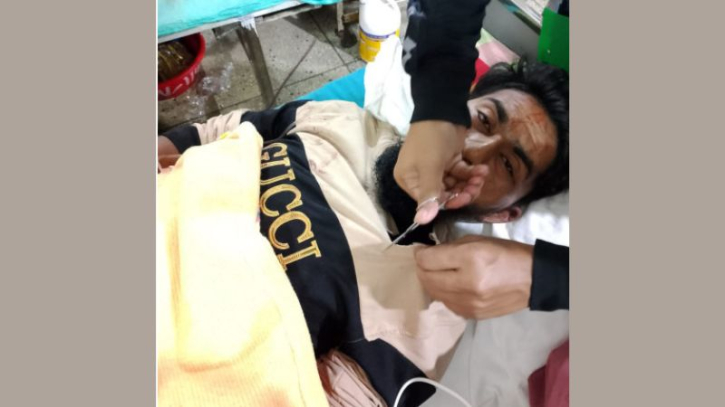 দাম্পত্য কলহে স্বামীর পুরুষাঙ্গ কাটলেন দ্বিতীয় স্ত্রী দাম্পত্য কলহে স্বামীর পুরুষাঙ্গ কাটলেন দ্বিতীয় স্ত্রী