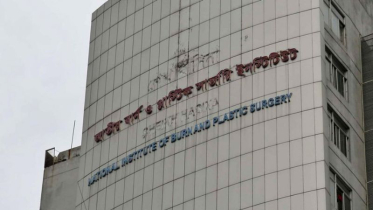 সিদ্ধিরগঞ্জে গ্যাস লাইনের লিকেজ থেকে বিস্ফোরণ, মা-মেয়ে দগ্ধ