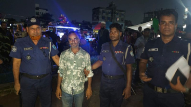 ফতুল্লায় যৌথ বাহিনীর অভিযানে চাঁদাবাজির সময় হাতেনাতে আটক