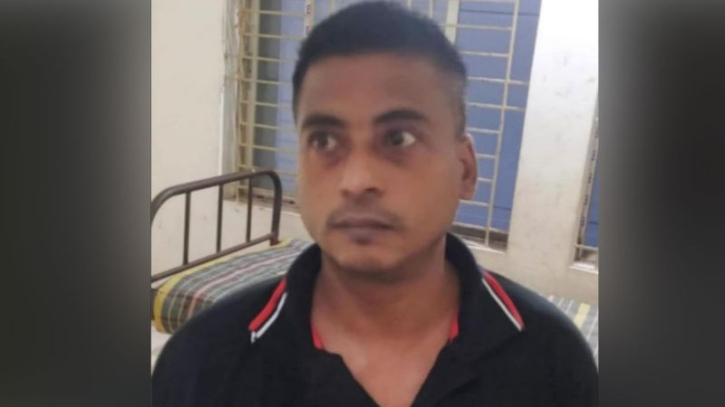 বন্দরে স্ত্রীকে হত্যা করে থানায় আত্মসমর্পণ স্বামীর বন্দরে স্ত্রীকে হত্যা করে থানায় আত্মসমর্পণ স্বামীর