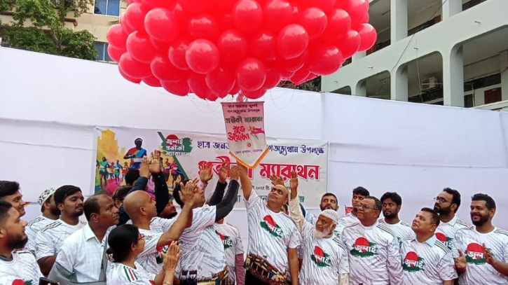 শহীদদের আত্মত্যাগই হবে আমাদের প্রেরণা: ডিসি শহীদদের আত্মত্যাগই হবে আমাদের প্রেরণা: ডিসি