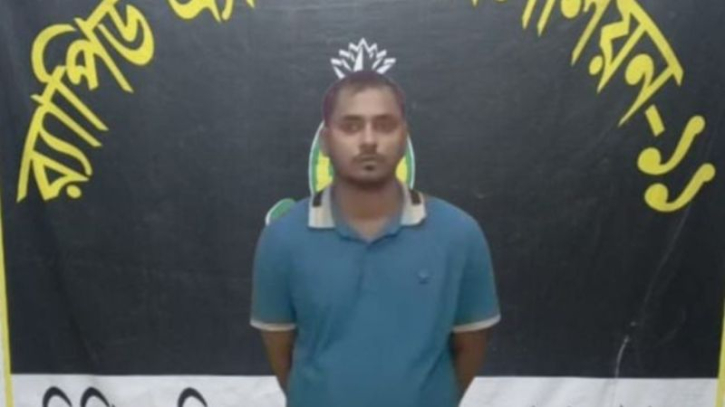 রূপগঞ্জে মামুন হত্যায় রাসেল ফকির গ্রেফতার রূপগঞ্জে মামুন হত্যায় রাসেল ফকির গ্রেফতার