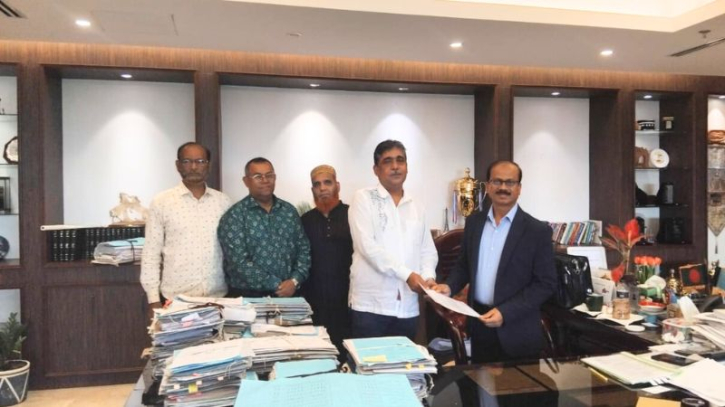 কদমরসুল সেতুর মুখ নারায়ণগঞ্জ কলেজের সামনে না করার দাবি কদমরসুল সেতুর মুখ নারায়ণগঞ্জ কলেজের সামনে না করার দাবি