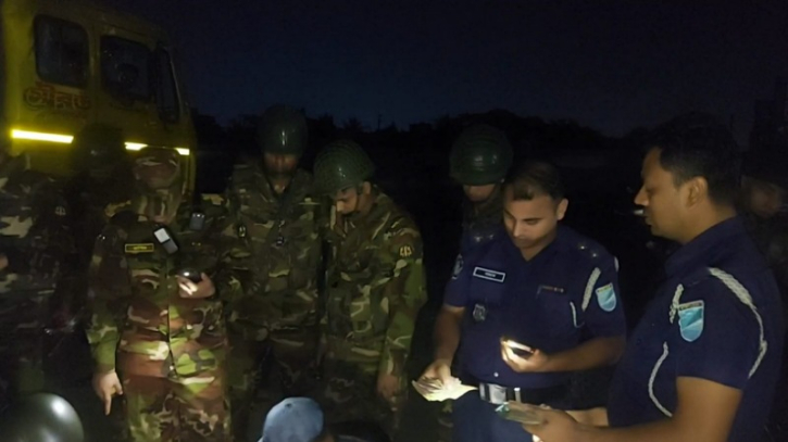 কালিরবাজারে যৌথ বাহিনীর মাদকবিরোধী অভিযানে আটক ২