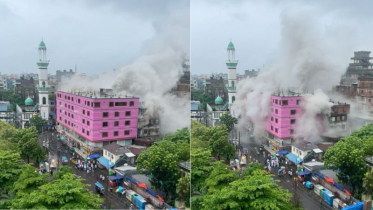 দেওভোগের হাকিম প্লাজা মার্কেটে ভয়াবহ আগুন