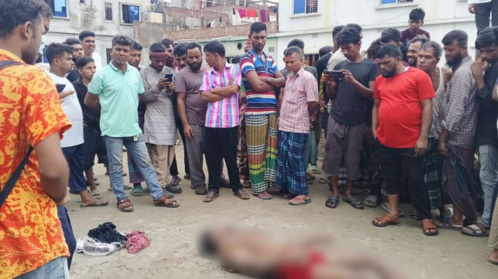 ফতুল্লায় ড্রেন থেকে বস্তাবন্দি অবস্থায় যুবকের লাশ উদ্ধার ফতুল্লায় ড্রেন থেকে বস্তাবন্দি অবস্থায় যুবকের লাশ উদ্ধার