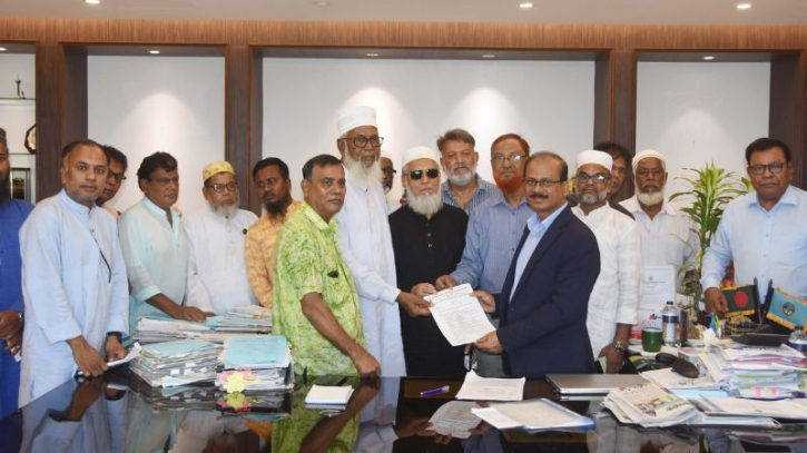 নাসিক প্রশাসককে ‘আমরা নারায়ণগঞ্জবাসী’র ১১ দফা নাসিক প্রশাসককে ‘আমরা নারায়ণগঞ্জবাসী’র ১১ দফা