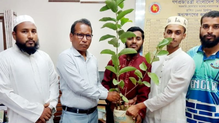 তোলারাম কলেজে মহানগর ছাত্র মজলিসের বৃক্ষরোপন তোলারাম কলেজে মহানগর ছাত্র মজলিসের বৃক্ষরোপন