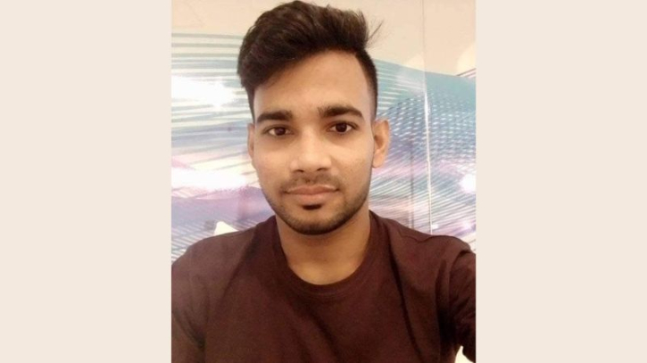 প্রাক্তন স্বামীর বিরুদ্ধে ফেসবুকে কুরুচিপূর্ণ ছবি পোস্টের অভিযোগ প্রাক্তন স্বামীর বিরুদ্ধে ফেসবুকে কুরুচিপূর্ণ ছবি পোস্টের অভিযোগ