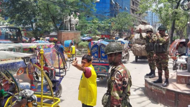যানজট নিরসনে শৃঙ্খলা ফেরাতে সড়কে সেনাবাহিনী