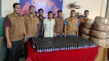 রূপগঞ্জে গাঁজা ও ফেনসিডিলসহ মাদক ব্যবসায়ী গ্রেফতার