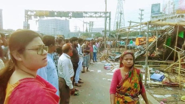 সোনারগাঁয়ে ঢাকা-চট্টগ্রাম মহাসড়কে অবৈধ স্থাপনা উচ্ছেদ অভিযান