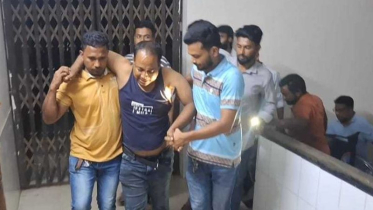 রূপগঞ্জে দুর্বৃত্তদের হামলায় সাংবাদিক রিয়াজ আহত 