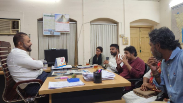 অস্বাভাবিক বিদ্যুৎ বিল নিয়ে উদ্বেগ জানাতে বিদ্যুৎ অফিসে গণসংহতি