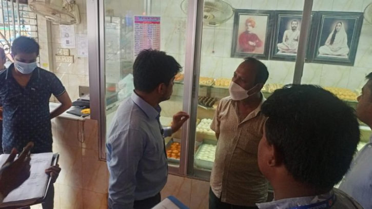 মোবাইল কোর্ট: ভেজাল বিরোধী অভিযানে অর্থদণ্ড