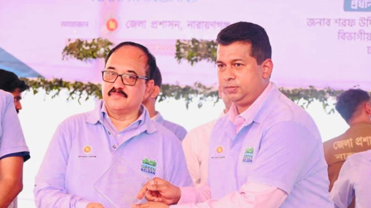 বিশেষ ক্যাটাগরির জেলা করতে বিভাগীয় কমিশনারের সহযোগিতা চাইলেন ডিসি বিশেষ ক্যাটাগরির জেলা করতে বিভাগীয় কমিশনারের সহযোগিতা চাইলেন ডিসি