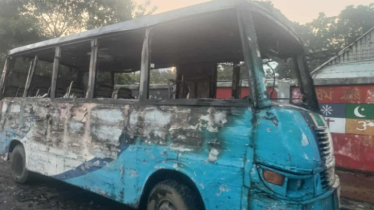 সিদ্ধিরগঞ্জে গাড়িতে অগ্নিসংযোগের ঘটনায় ২ মামলা, আসামি ৪০ সিদ্ধিরগঞ্জে গাড়িতে অগ্নিসংযোগের ঘটনায় ২ মামলা, আসামি ৪০