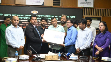 নতুন চিন্তা ও পরিকল্পনা নিয়েই এগোতে হবে যুবকদের: জেলা প্রশাসক নতুন চিন্তা ও পরিকল্পনা নিয়েই এগোতে হবে যুবকদের: জেলা প্রশাসক