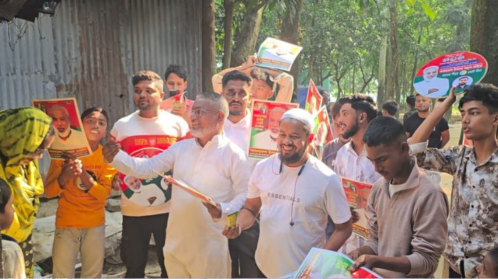 সোনারগাঁয়ে মান্নানের পক্ষে যুবদল নেতা মামুনের গণসংযোগ