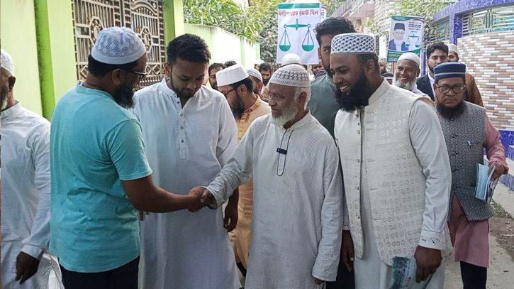 কলাগাছিয়ায় মাওলানা মইনুদ্দিন আহমাদের গণসংযোগ