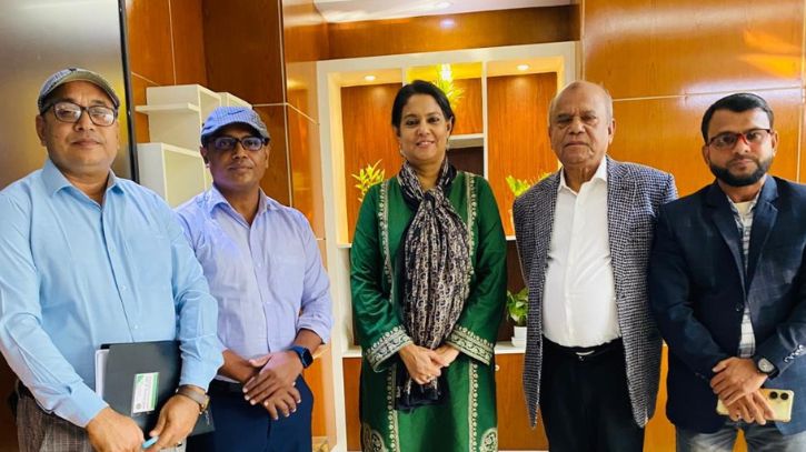 উপদেষ্টা রিজওয়ানার সঙ্গে “আমরা নারায়ণগঞ্জের সন্তান”র মতবিনিময়